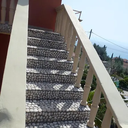 Διαμέρισμα Marinos At Lourdata Village *