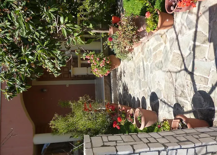 Marinos At Lourdata Village