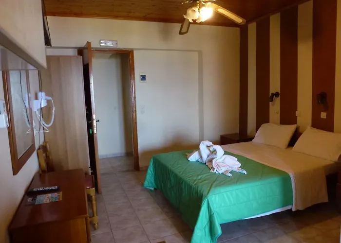 Marinos At Lourdata Village *