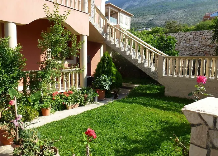 Marinos At Lourdata Village לואורדטה