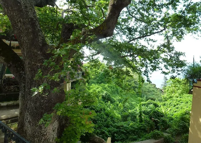 Marinos At Lourdata Village דירה *